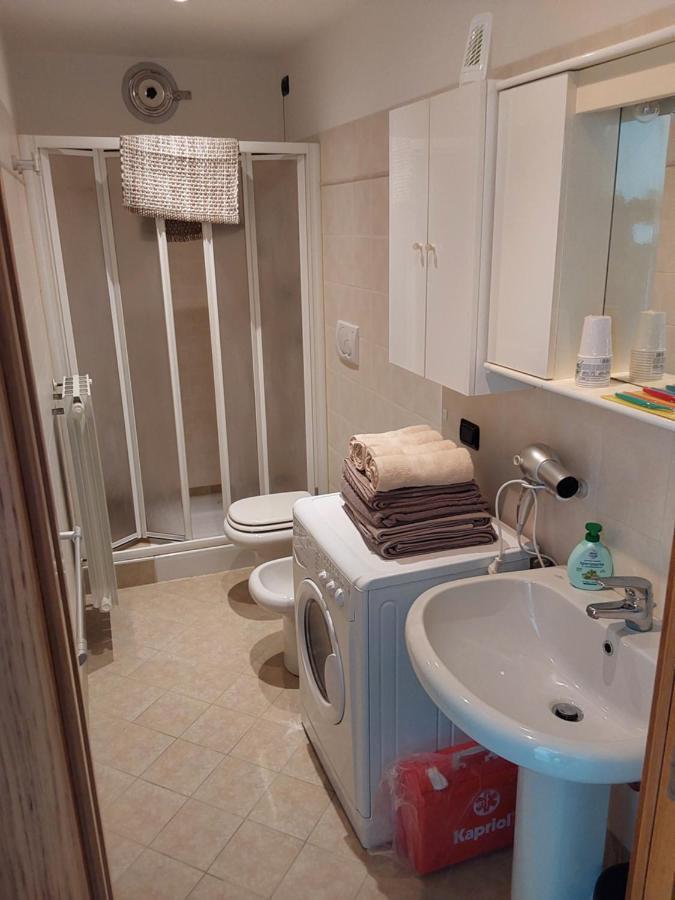 La Casa Di Alyss Appartement Bergamo Buitenkant foto