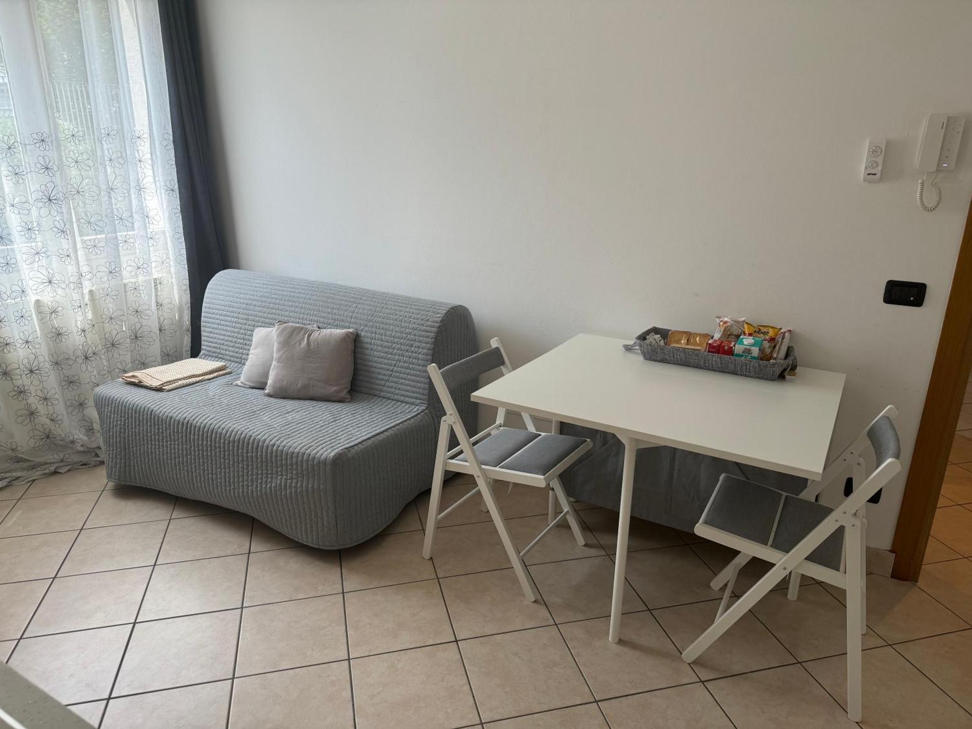 La Casa Di Alyss Appartement Bergamo Buitenkant foto