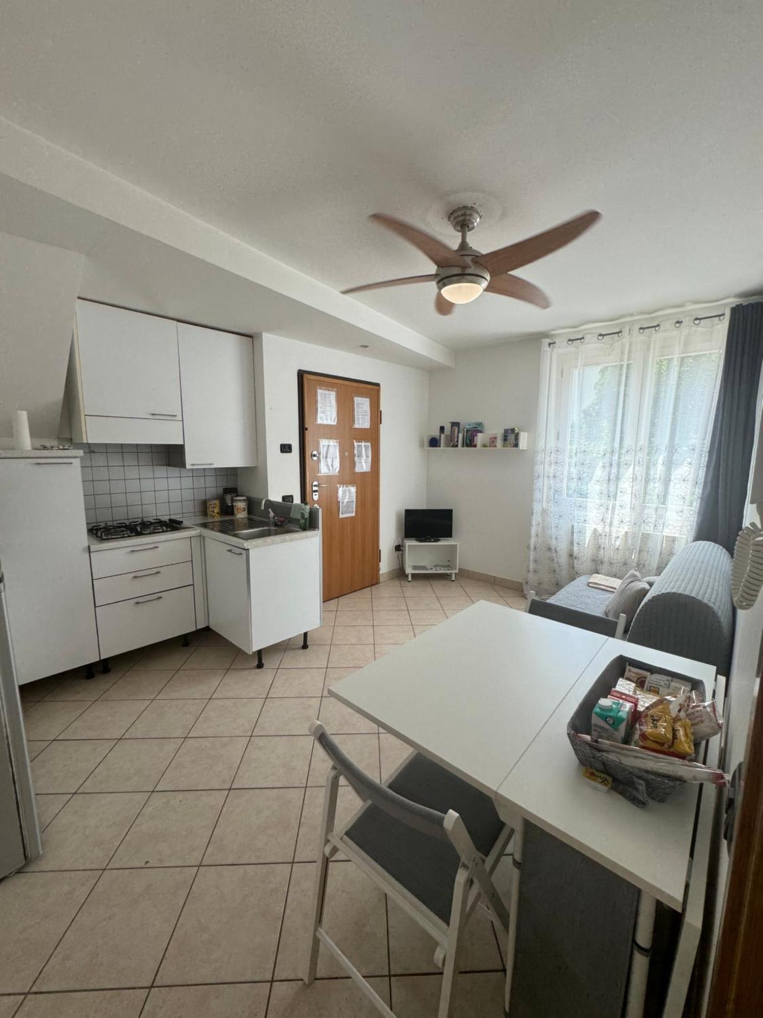 La Casa Di Alyss Appartement Bergamo Buitenkant foto